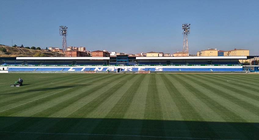 Estadio de fútbol del Linares (Jaén)